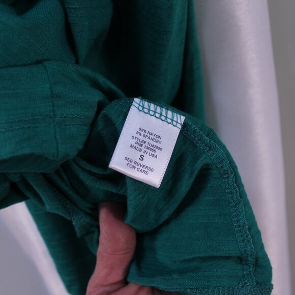 Elegant Teal Short Sleeve Women's Top - Picture 10 of 10